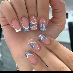 Elegant Heart and Glitter Nail Art
